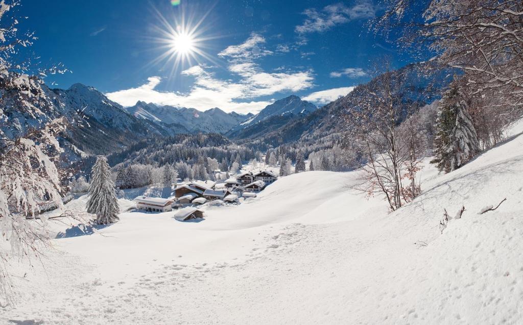 Alpengasthof Hotel Schwand Oberstdorf Exterior photo